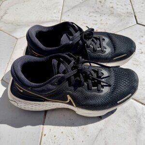 Nike Invincible Run ZoomX – Men’s Size 10.5 – Black/Gold